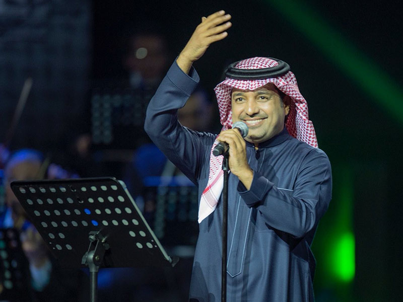 اضغط لمشاهدة الفيديو: راشد الماجد يتعرض لموقفٍ محرج على المسرح